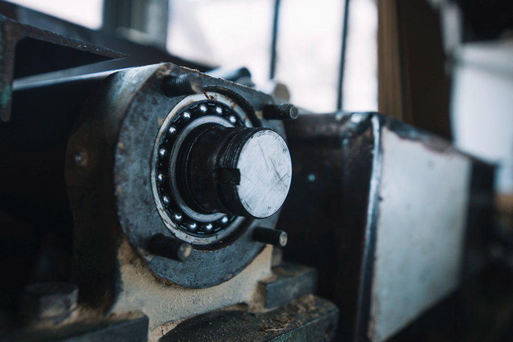 Comparaison entre un actionneur rotatif et un moteur hydraulique dans des systèmes de rotation pour machines industrielles